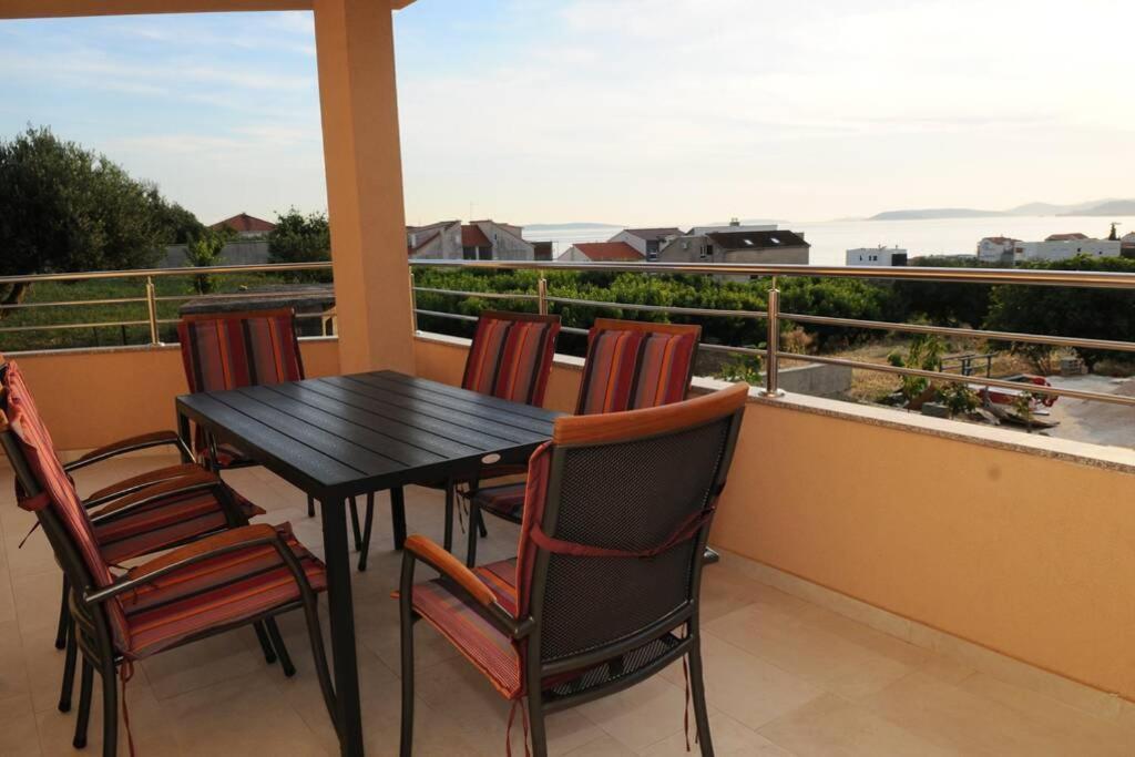 Villa Ana Perfect For Families With Kids And Groups,House With Heated Pool Podstrana Luaran gambar