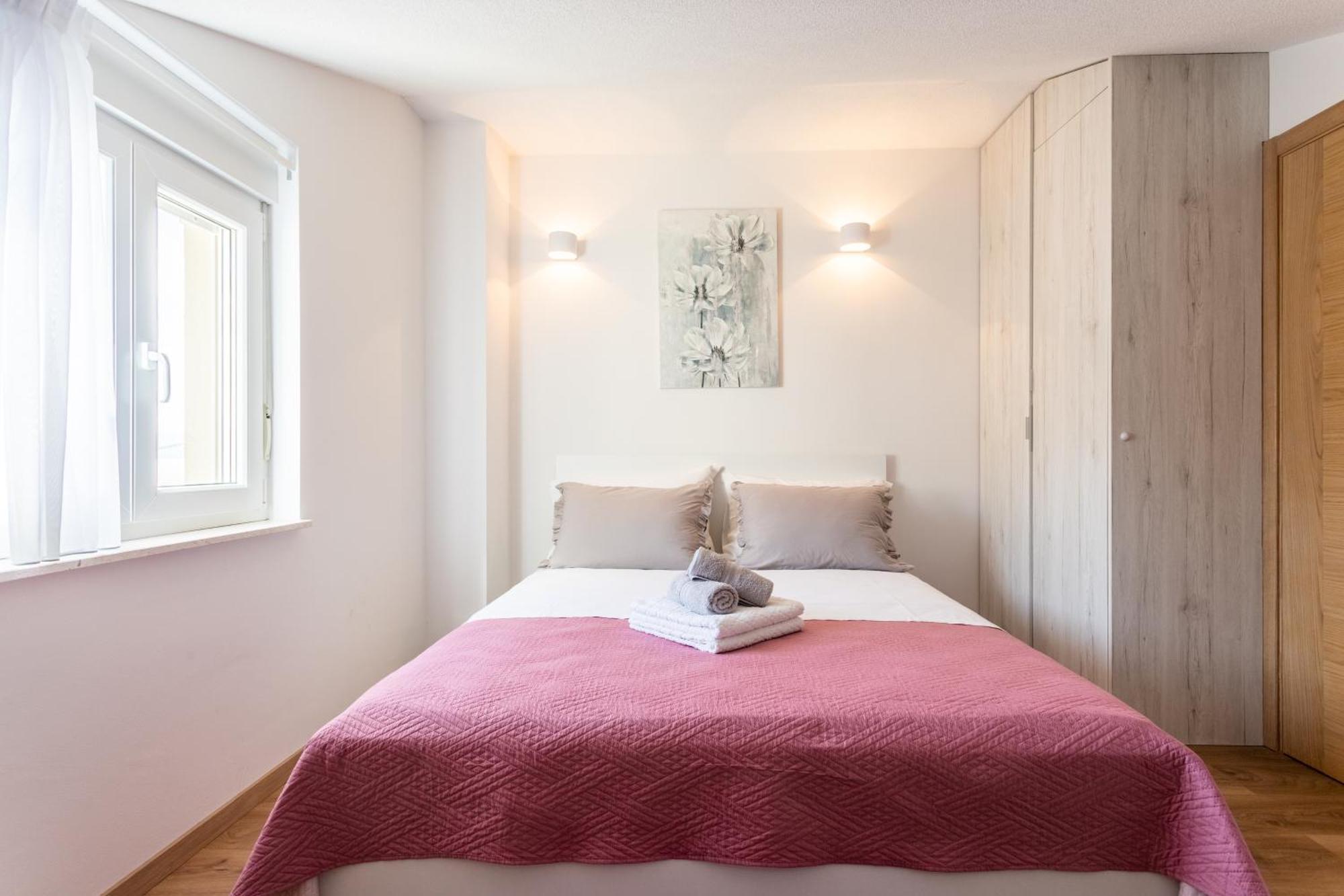 Villa Ana Perfect For Families With Kids And Groups,House With Heated Pool Podstrana Luaran gambar