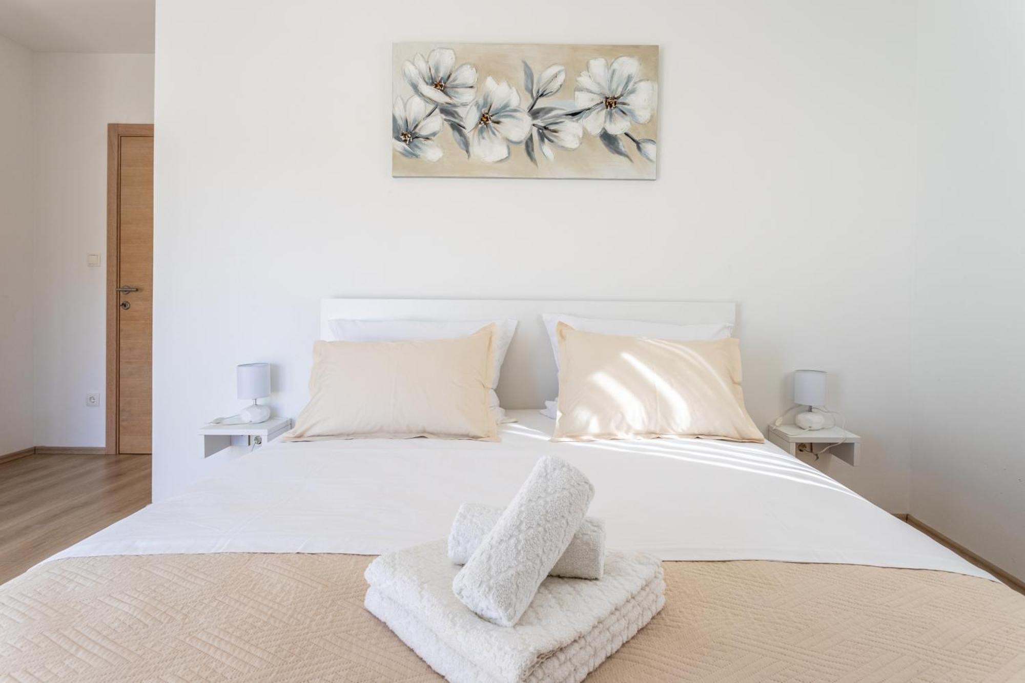 Villa Ana Perfect For Families With Kids And Groups,House With Heated Pool Podstrana Luaran gambar