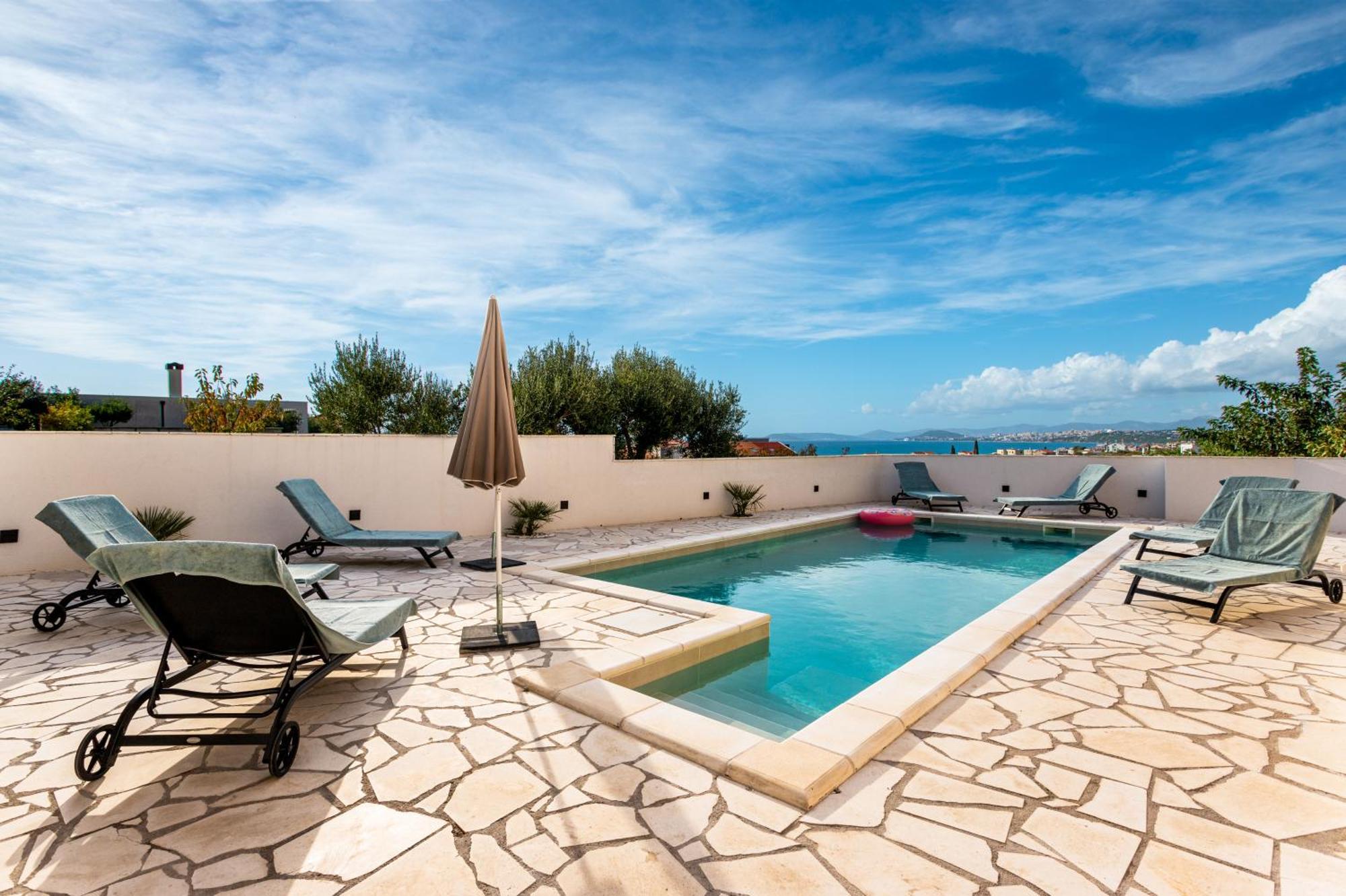 Villa Ana Perfect For Families With Kids And Groups,House With Heated Pool Podstrana Luaran gambar