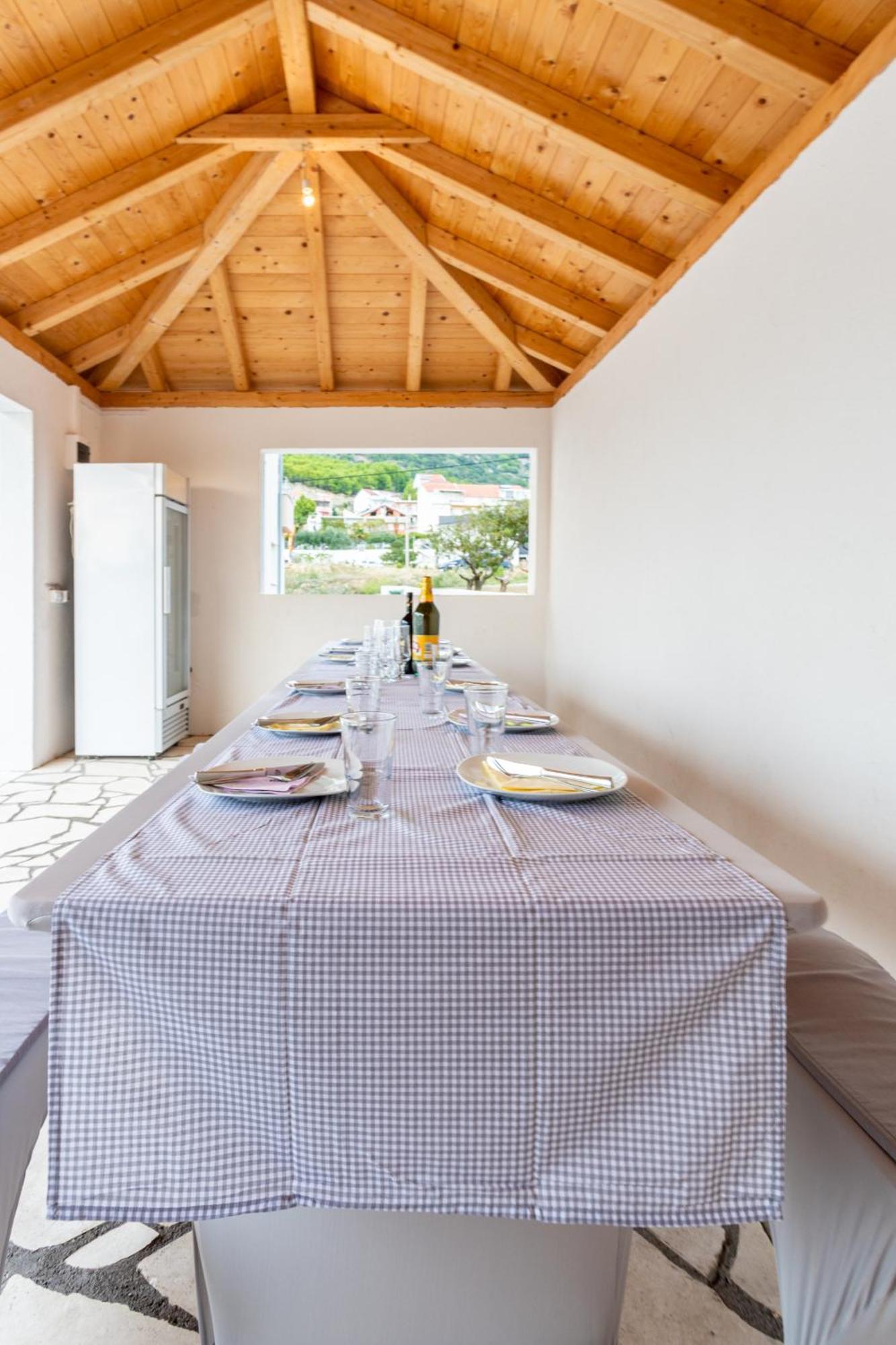 Villa Ana Perfect For Families With Kids And Groups,House With Heated Pool Podstrana Luaran gambar